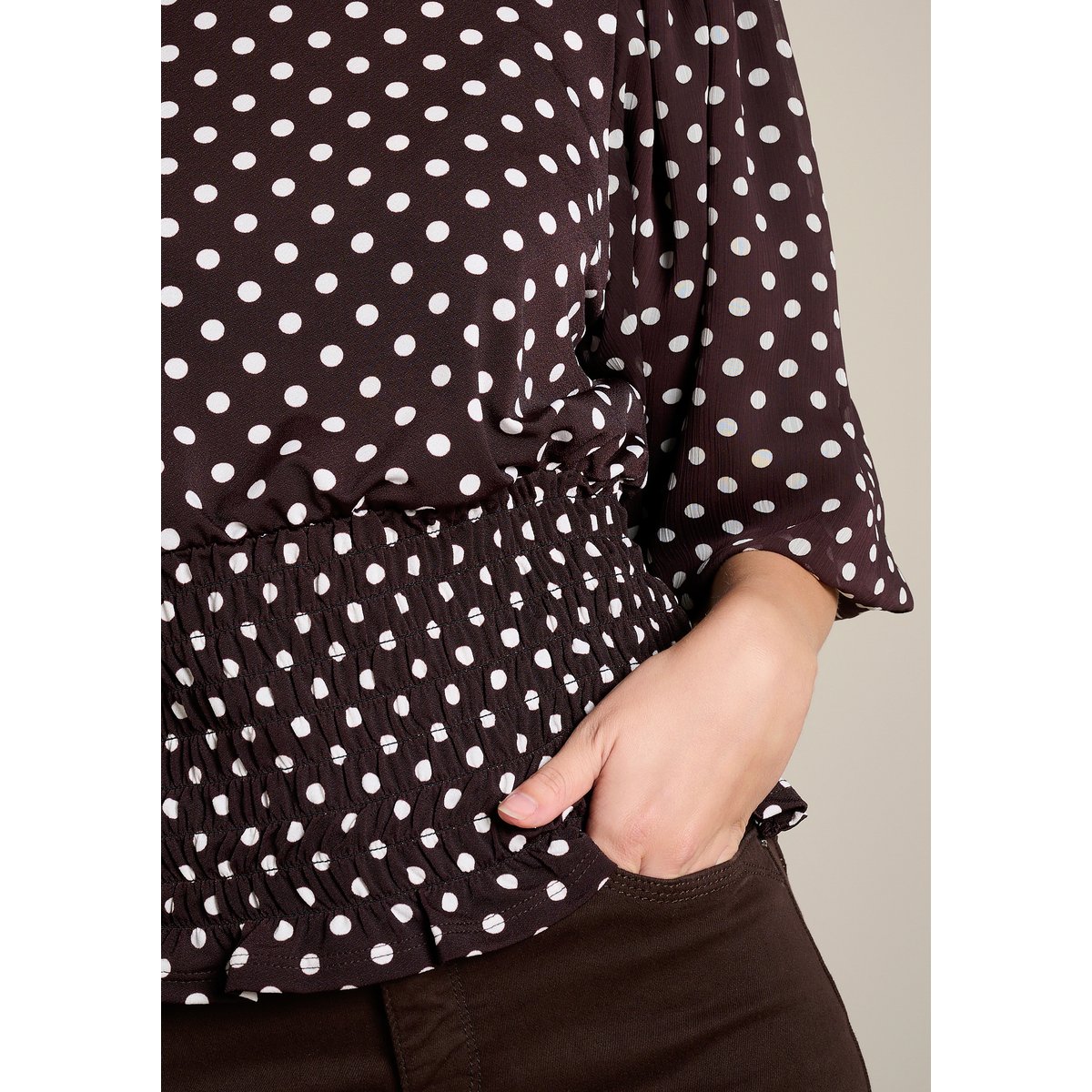 Top à pois taille smockée brun fonce chocolate, LOLALIZA