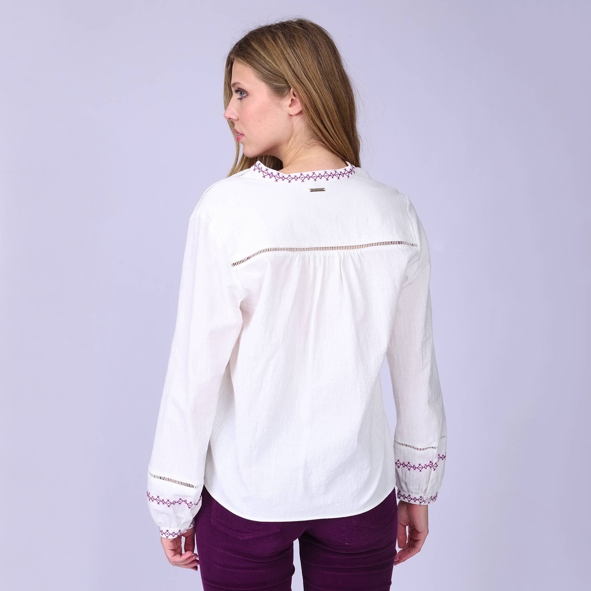 Chemise brodée blanc casse, MISE AU GREEN