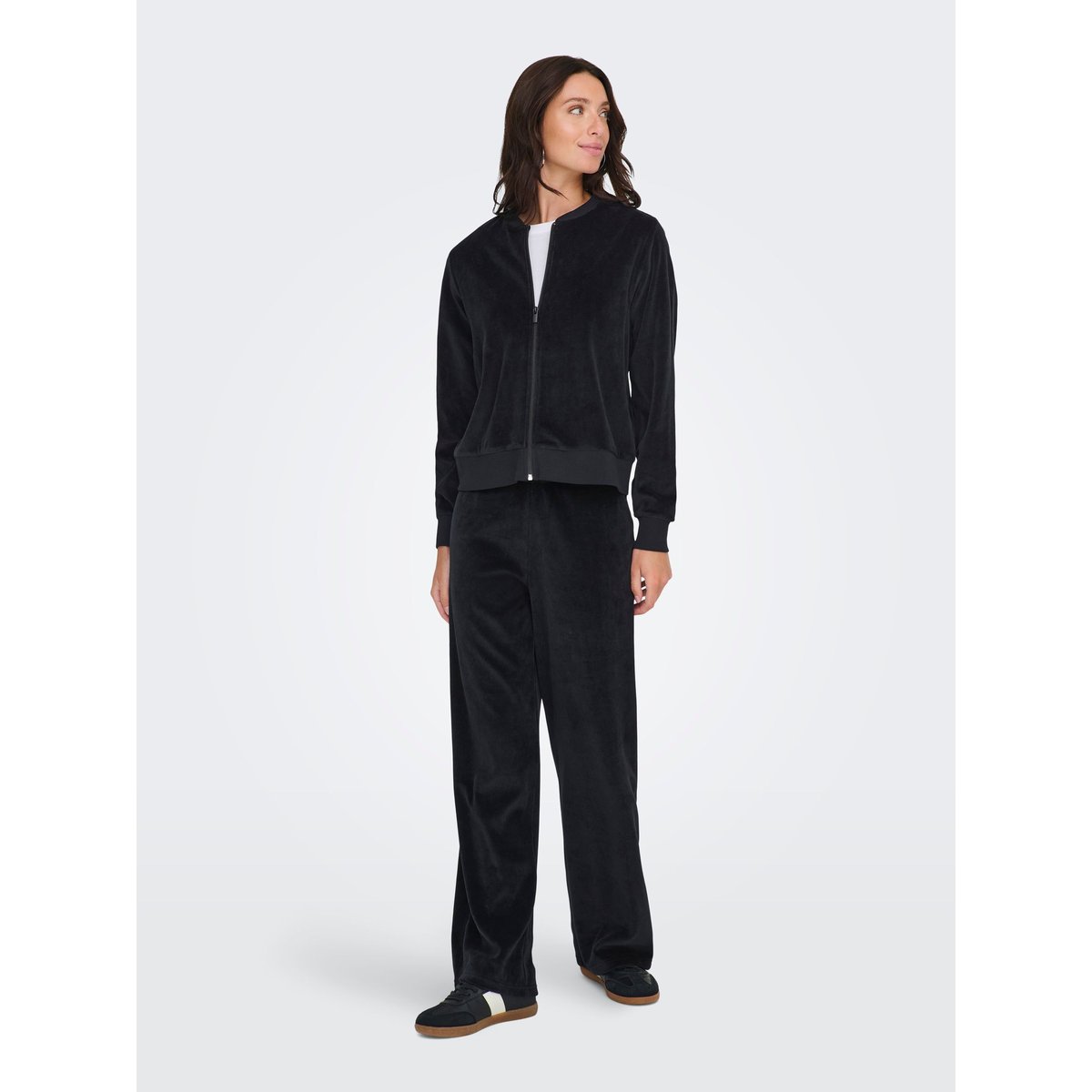 Top black 1, JDY