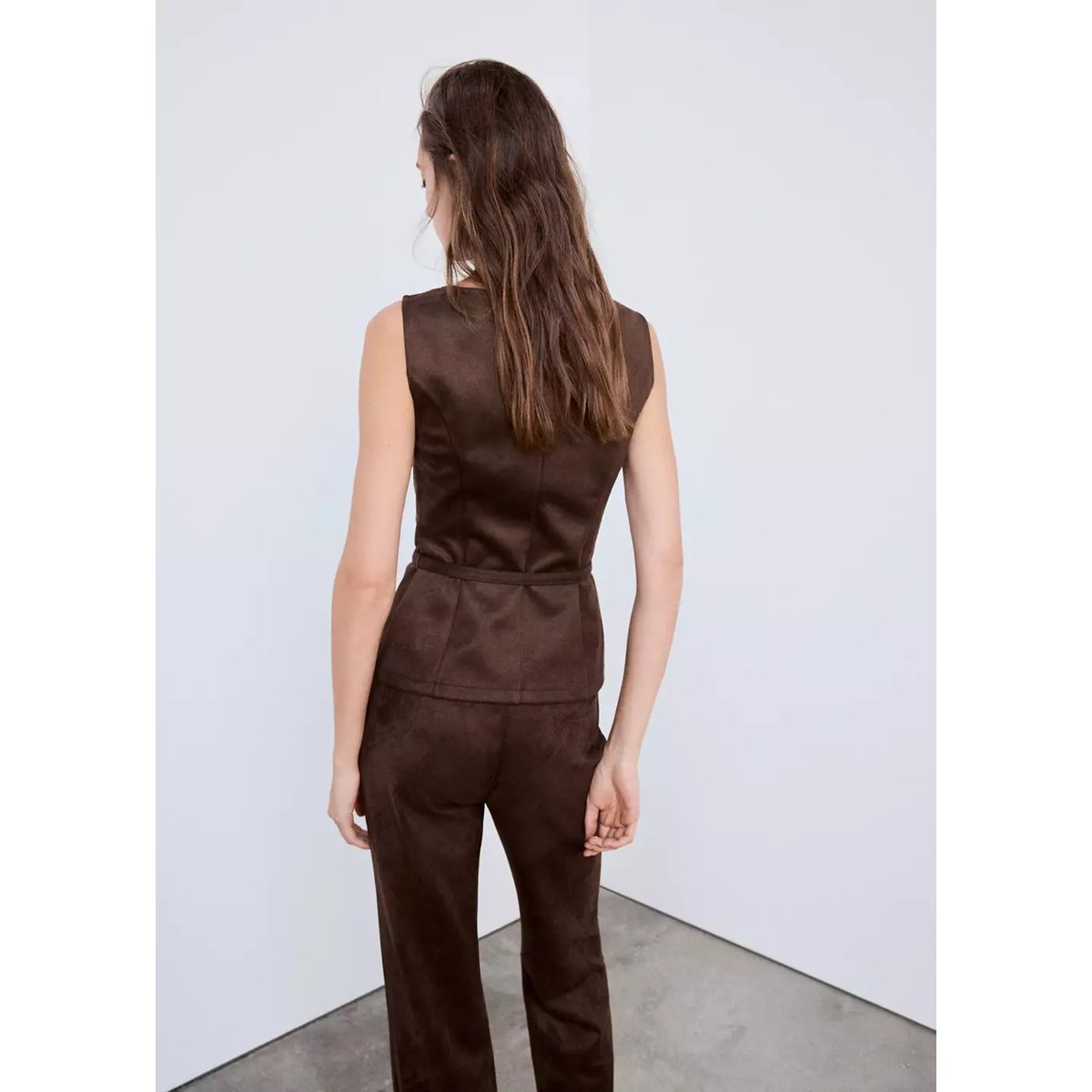 Top en daim avec ceinture intégrée marron, MANGO