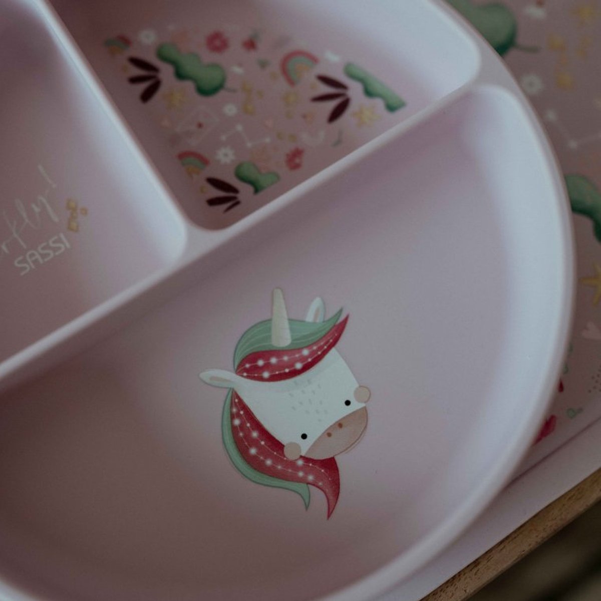 Assiette compartimentée en silicone avec ventouse ANIMAUX ANIMAUX rose, SASSI