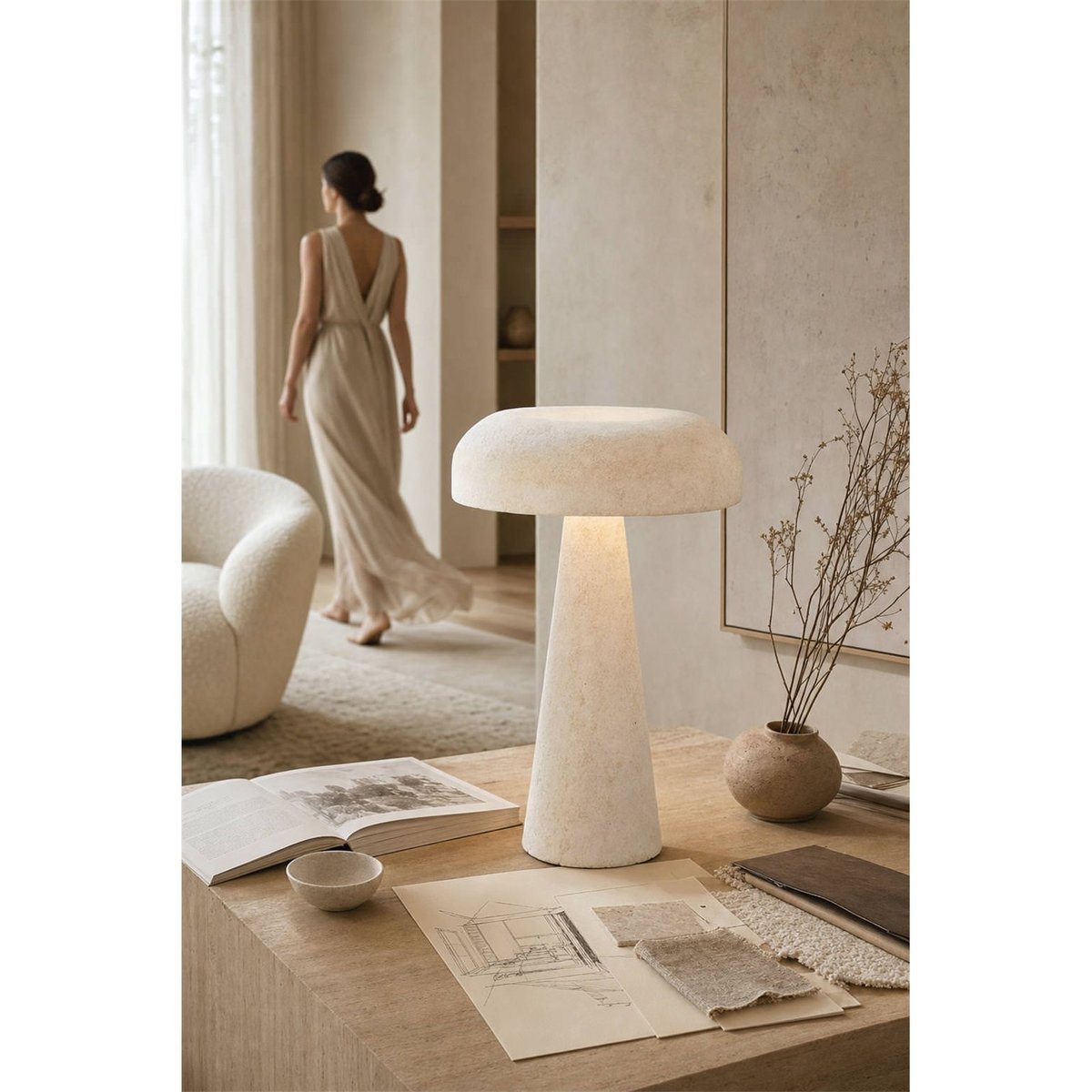 Lampe à poser sculpturale en papier mâché beige vieilli, RECOLLECTION
