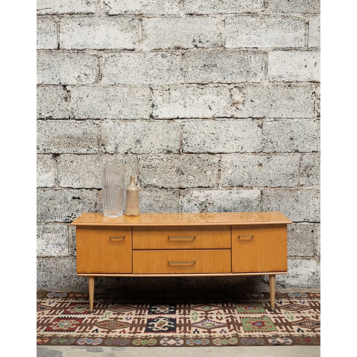 Élégante enfilade au bois clair Margaret N°494 - Bon état bois clair, DEBONGOUT