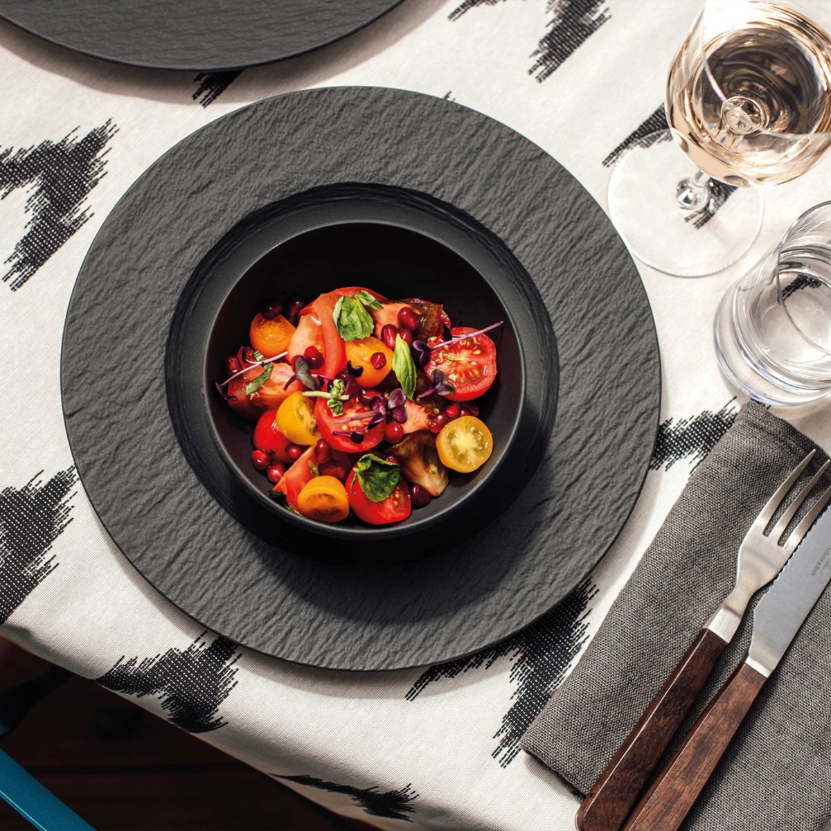 Ensemble D’assiettes, 12 P., 4 Personnes MANUFACTURE noir, VILLEROY & BOCH