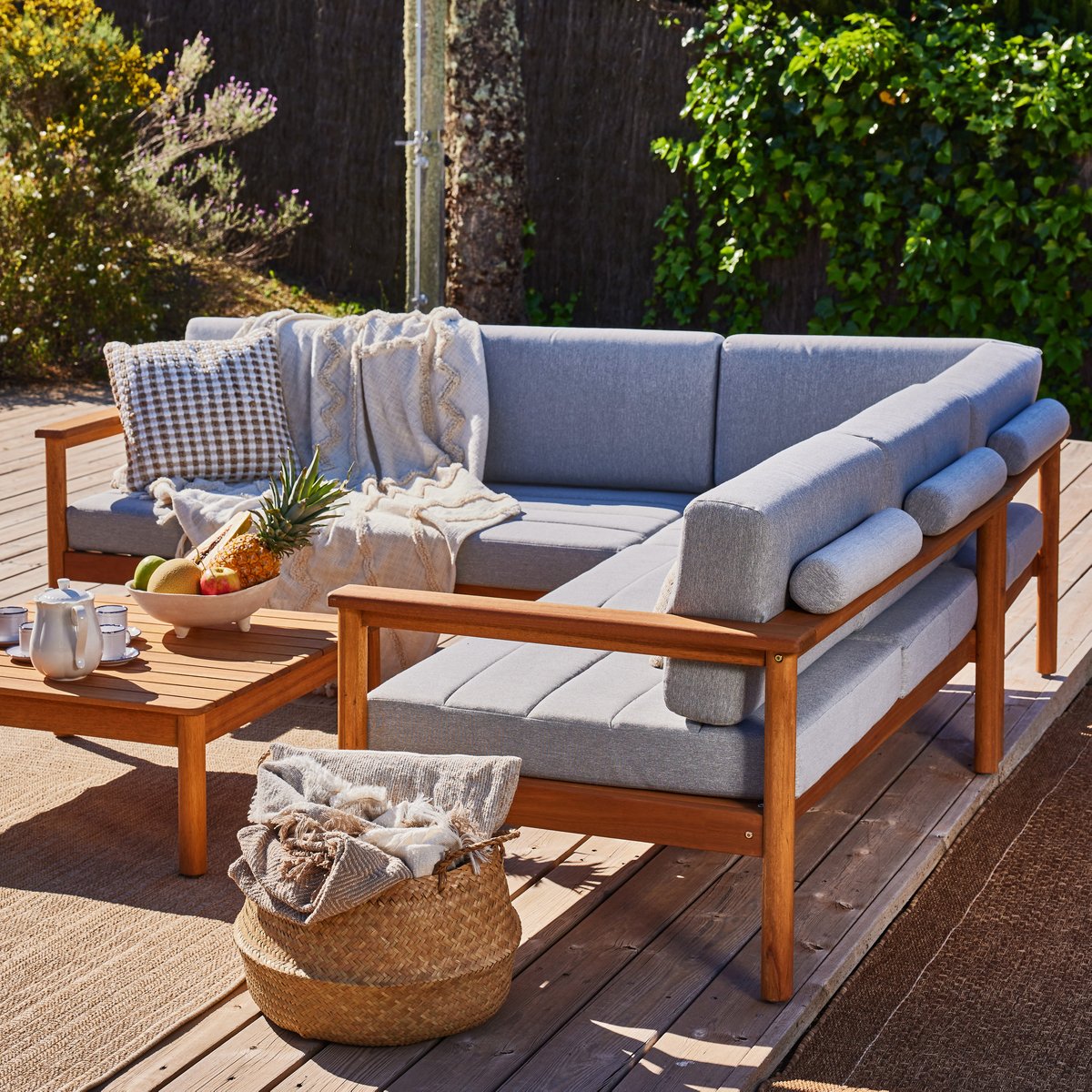 Salon de jardin 5 places, angle, bois, ROMA bois clair, coussin gris, DEFORA HOME