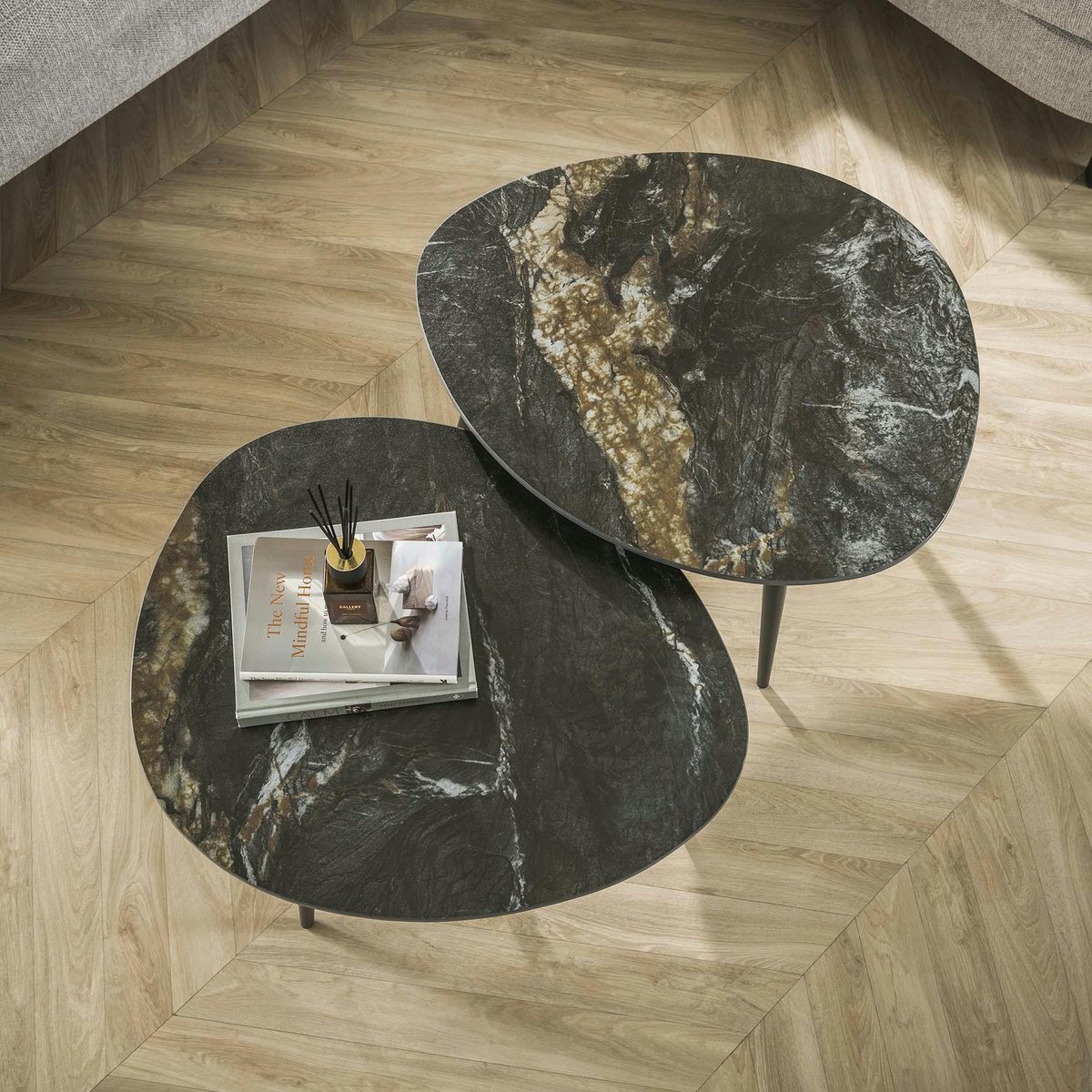 Table basse en céramique forme organique (lot de 2) GALWAY noir, PIER IMPORT
