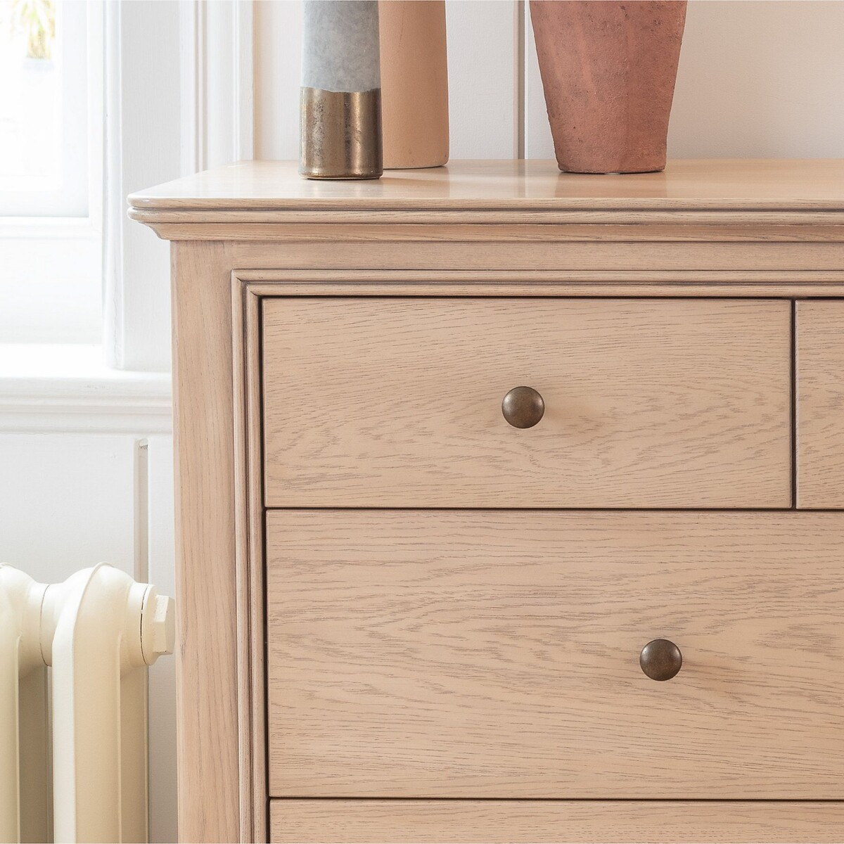 Toulon Oak 3 + 4 Wide Chest light oak wood, WILLIS & GAMBIER