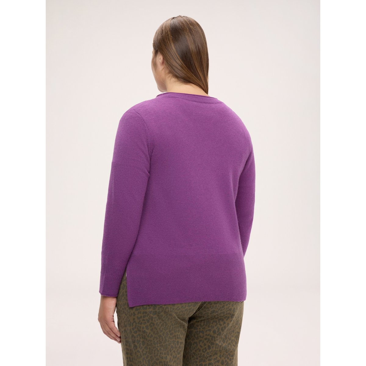 Pull ras du cou violet, FIORELLA RUBINO