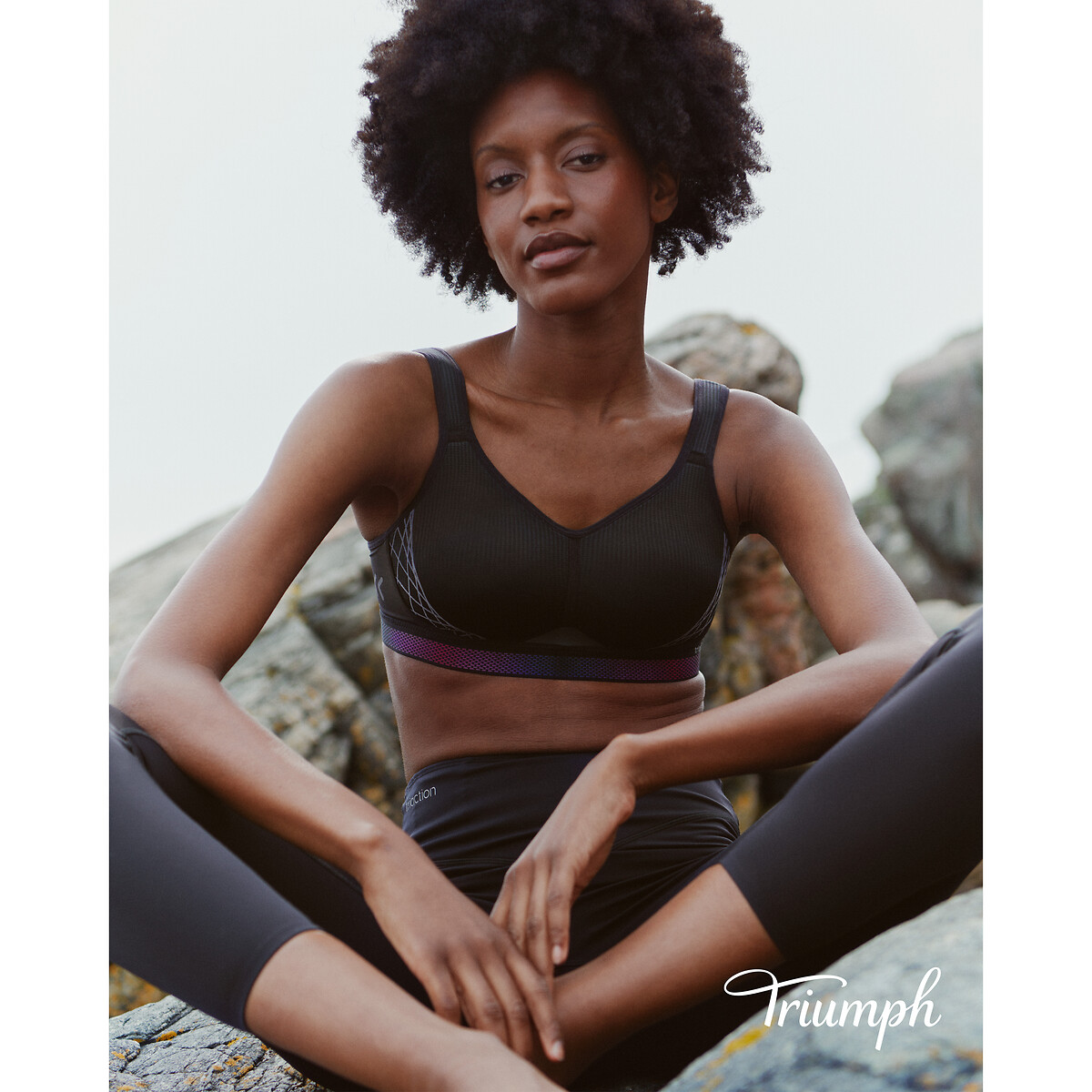 Triaction Cardio Minimiser Sports Bra black, TRIUMPH