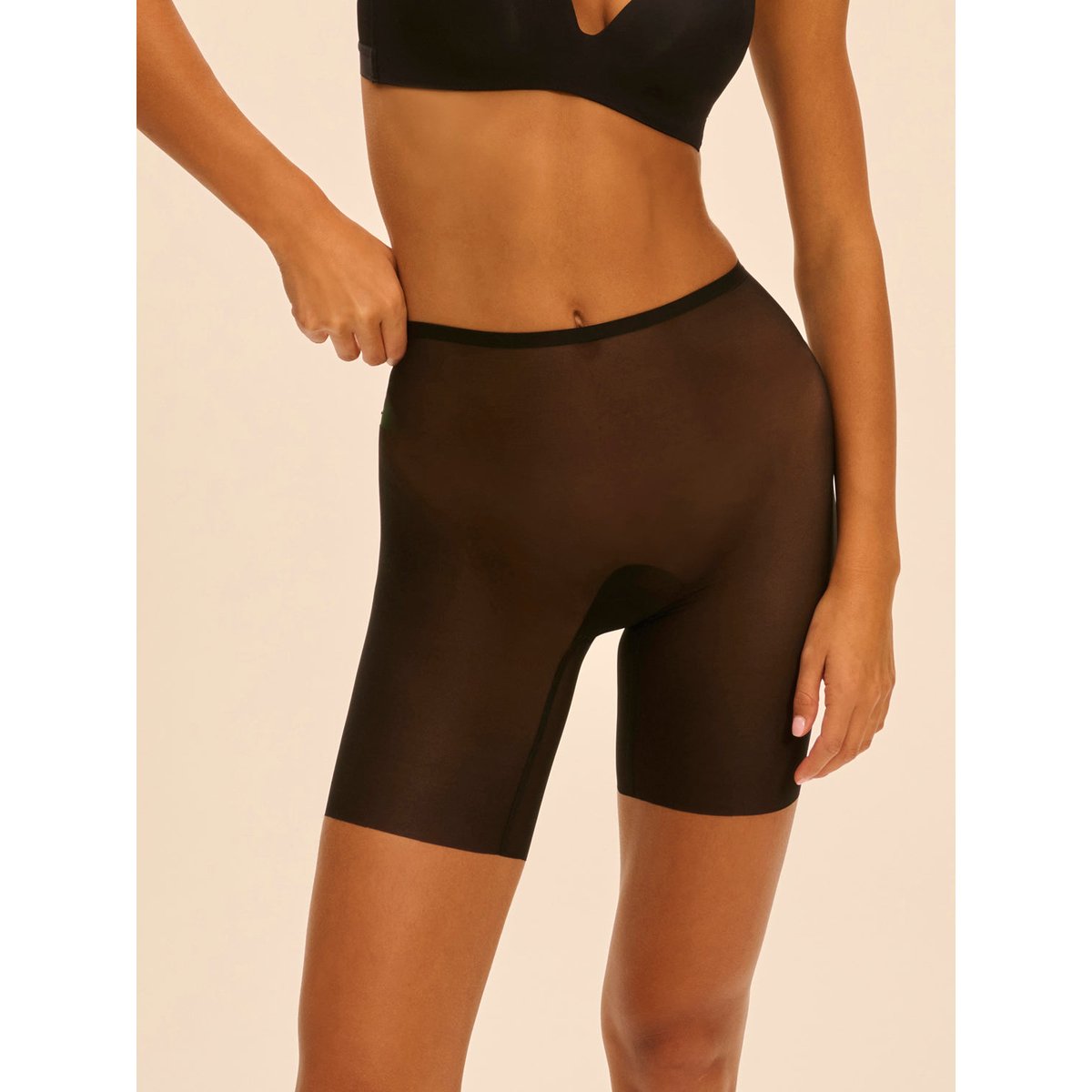 Panty gainant, ESSENTIEL noir, SIMONE PERELE