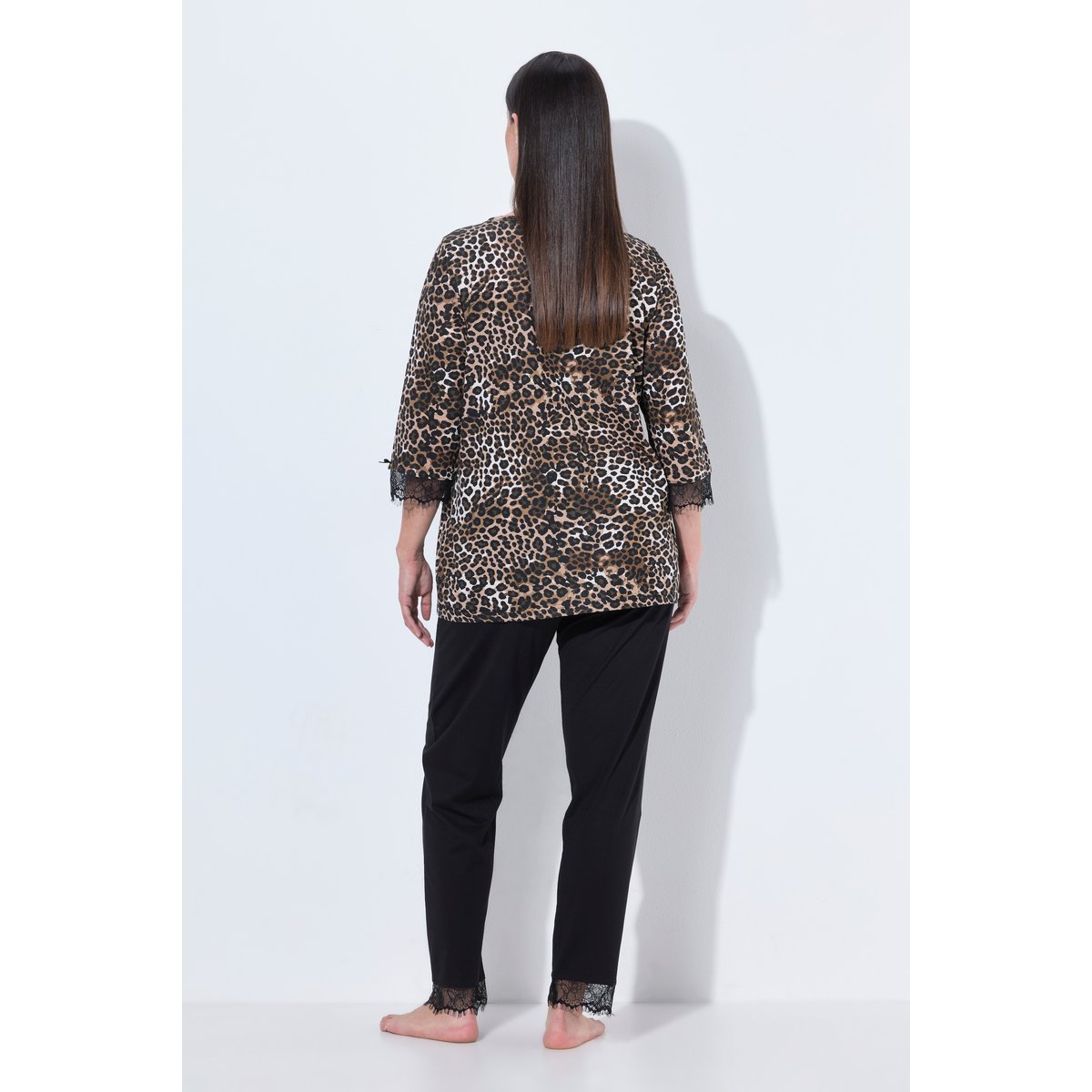 Pyjama deux pièces avec dentelle noir, ULLA POPKEN