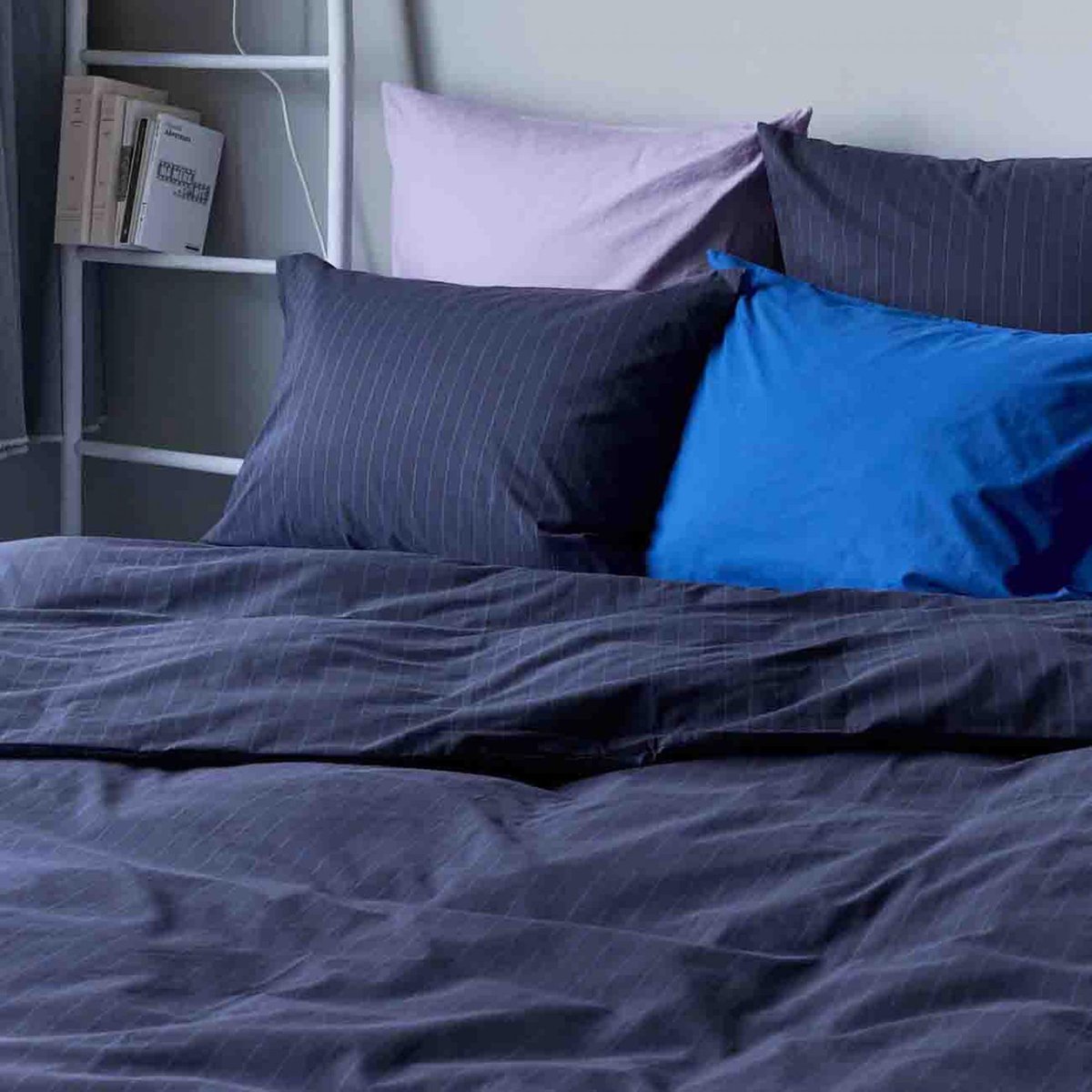 Taie d'oreiller Line blue, LA CERISE SUR LE GATEAU