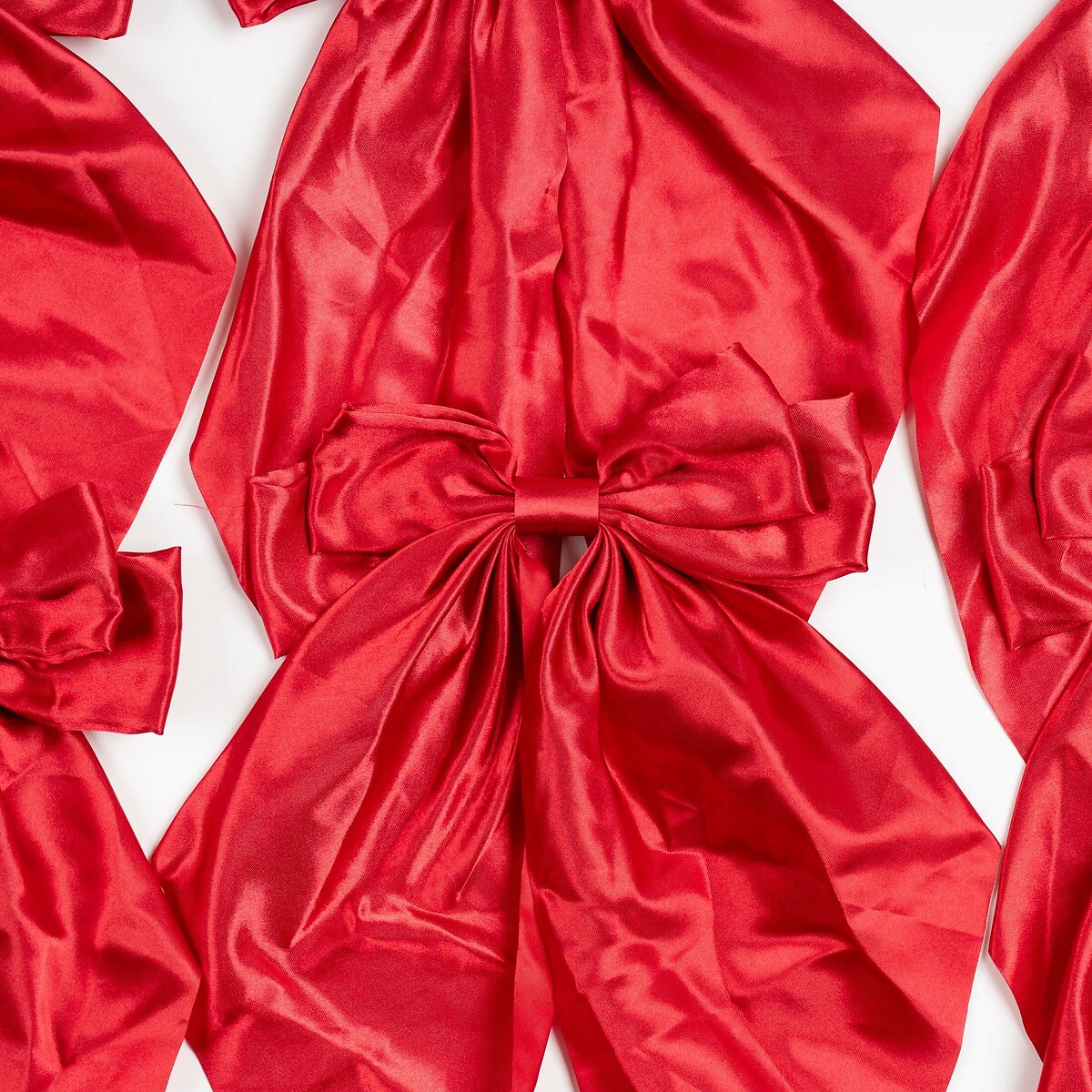 Set of 6 19cm Clip-on Satin Bows in Red red, SO'HOME