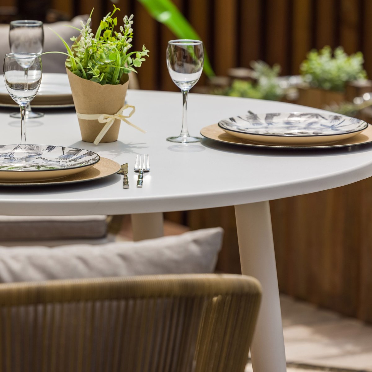 Table ronde en aluminium blanc, HOME MAISON