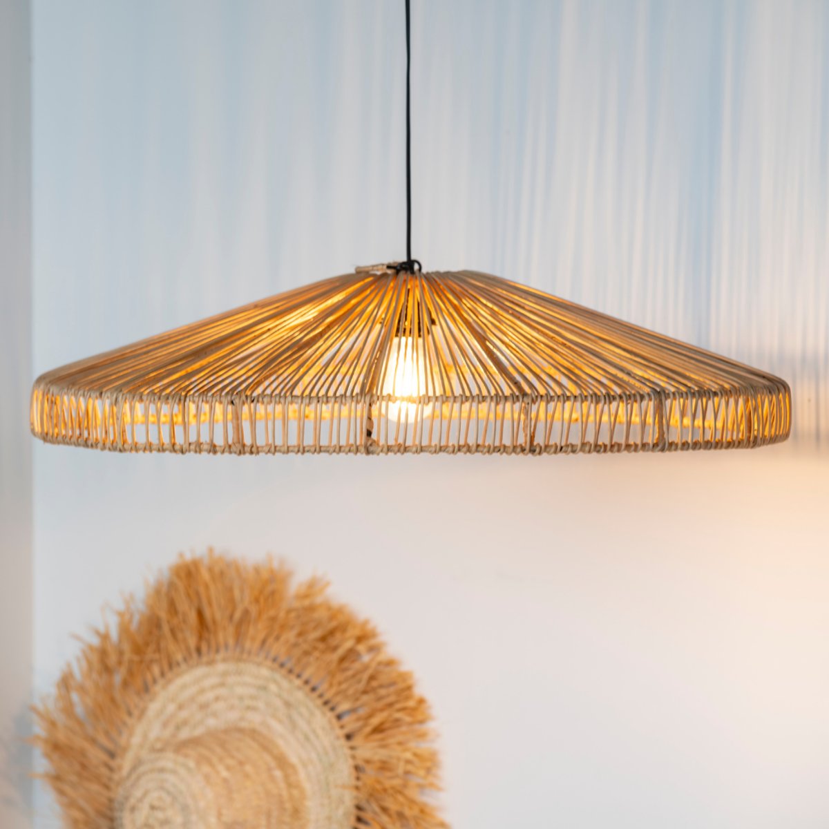 Suspension plate en rotin ESSO naturel, HYDILE