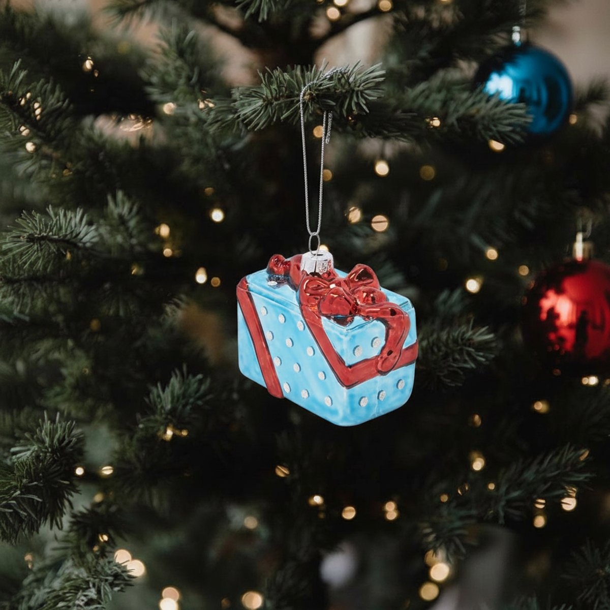 Suspension décorative de noël cadeau en verre L12 bleu, SIA DECO