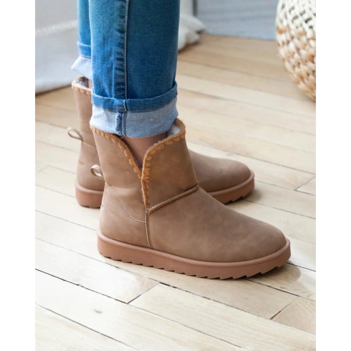 Bottines fourrées, légères, confortables , semelle mousse à mémoire de forme brun, ISOTONER