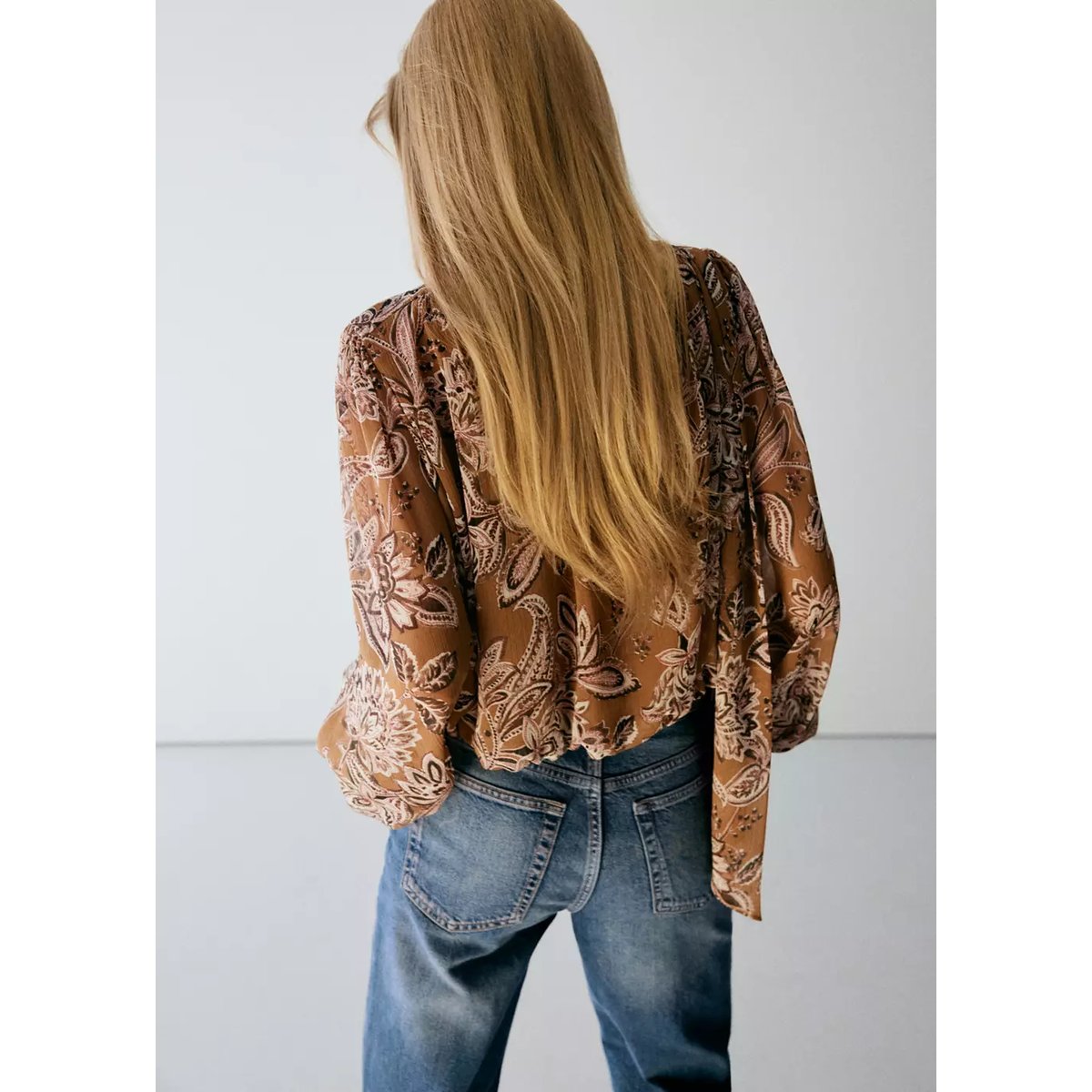 Blouse nœud imprimé fleuri marron, MANGO