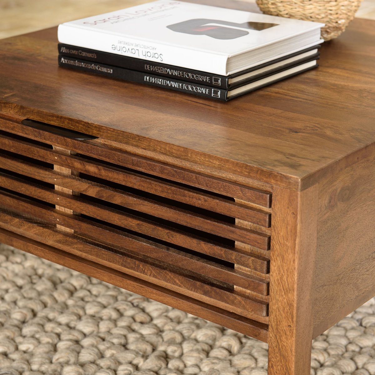 Table basse carrée 70x70 cm bois exotique 2 tiroirs opposés KANHA bois naturel, PIER IMPORT