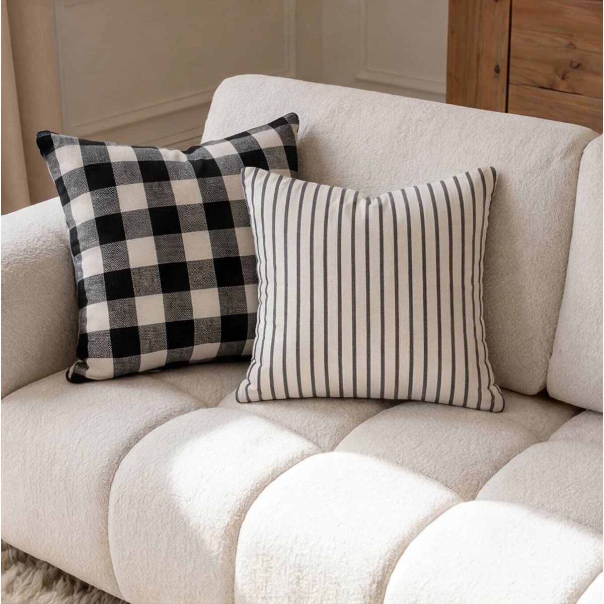 Canapé en tissu SYREL beige, MADE IN MEUBLES 