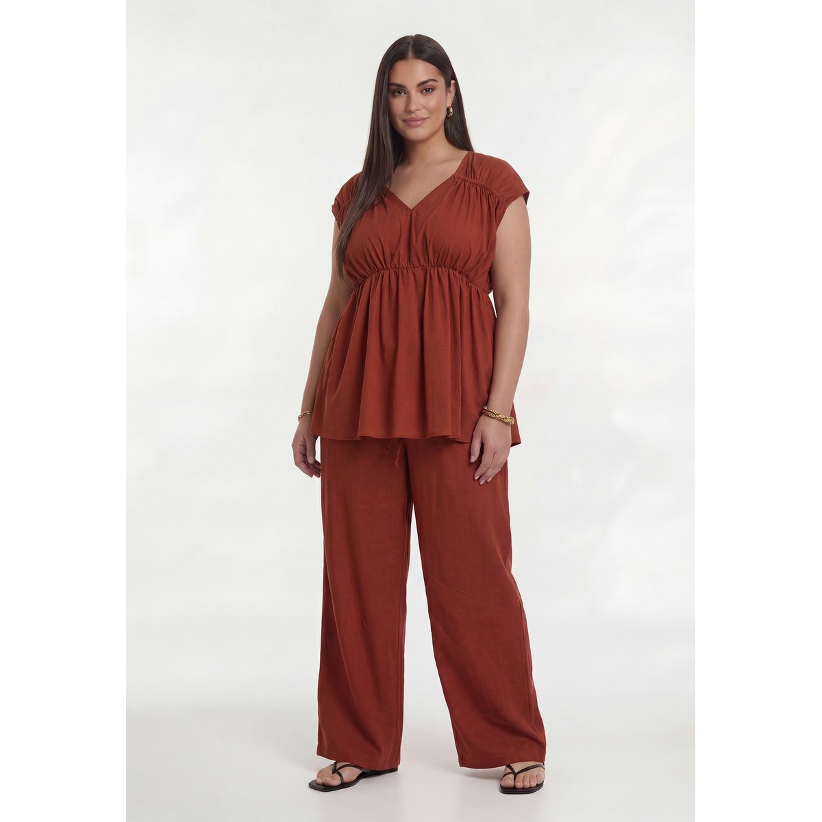 Pantalon avec une ceinture élastique rouge foncé, YOEK