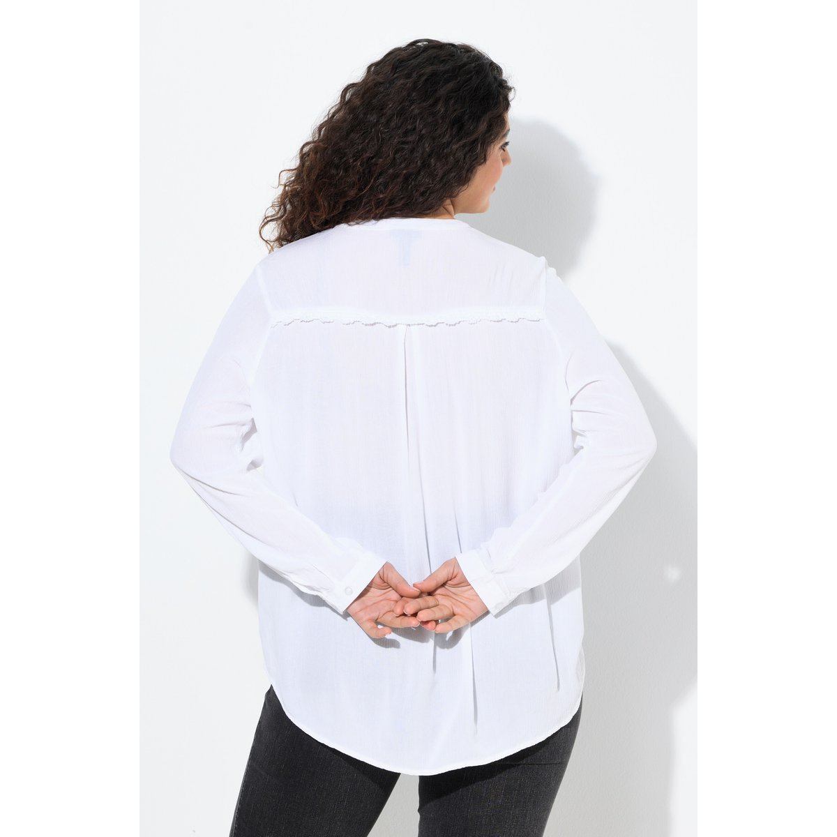 Chemisier évasé avec broderies blanc cassé, ULLA POPKEN