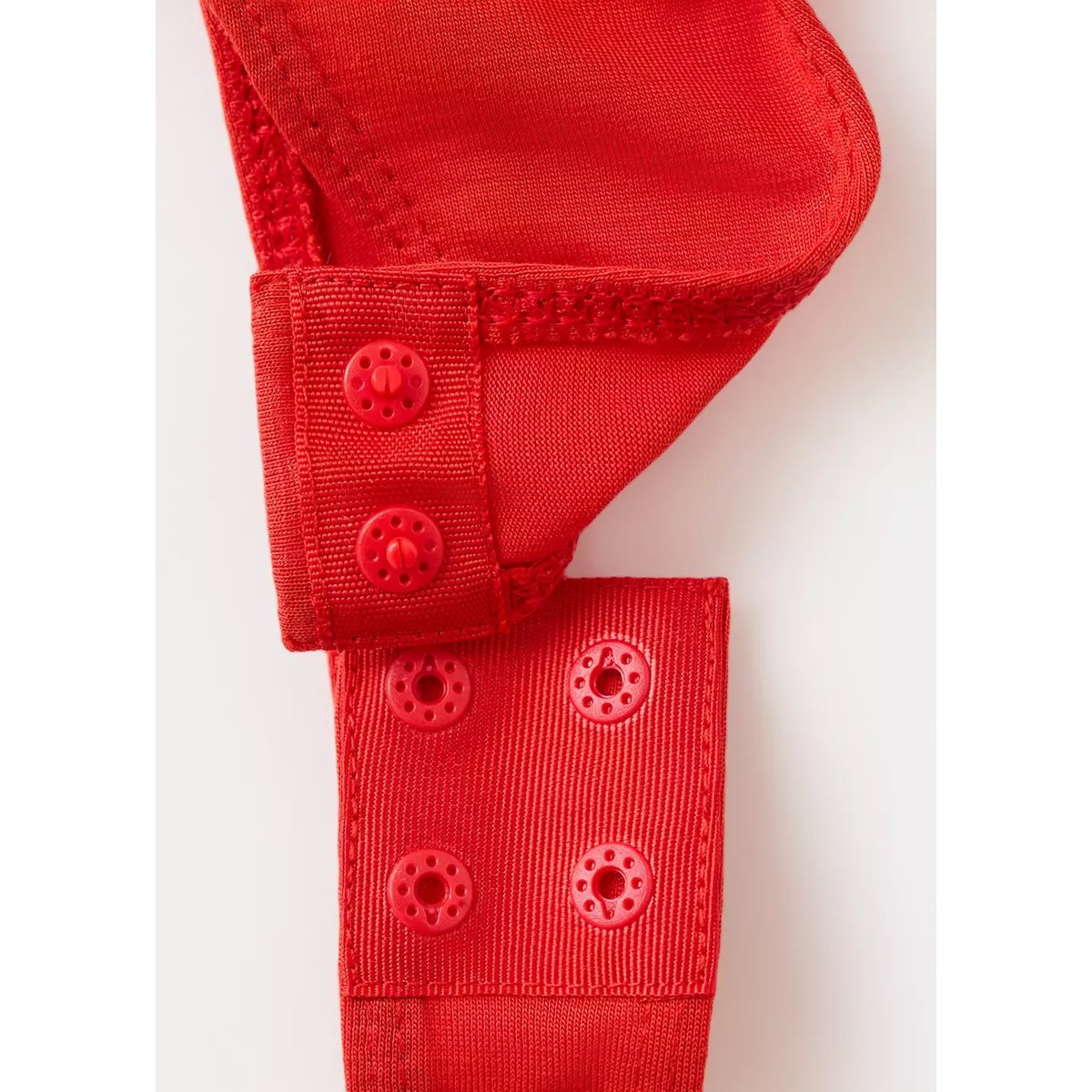 Body en lyocell froncés rouge, MANGO