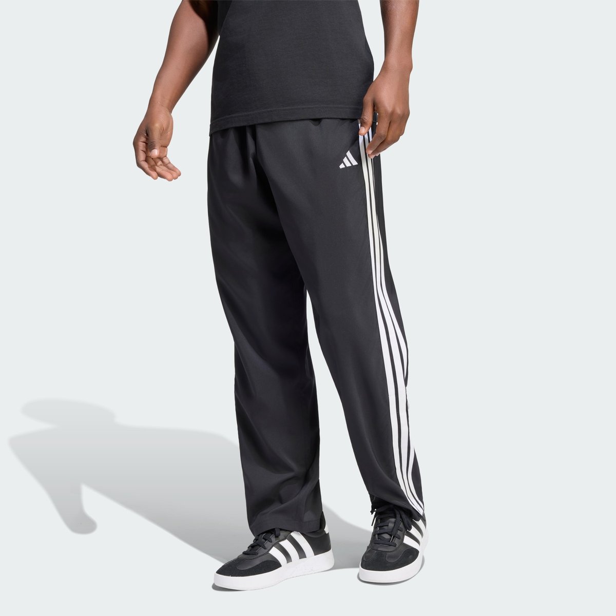 Pantalon Fuselé En Toile Et Ourlet Droit Essentials 3 Bandes Stanford Lite Pantalon Fuselé En Toile Et Ourlet Droit Essentials 3 Bandes Stanford Lite black / white, ADIDAS SPORTSWEAR