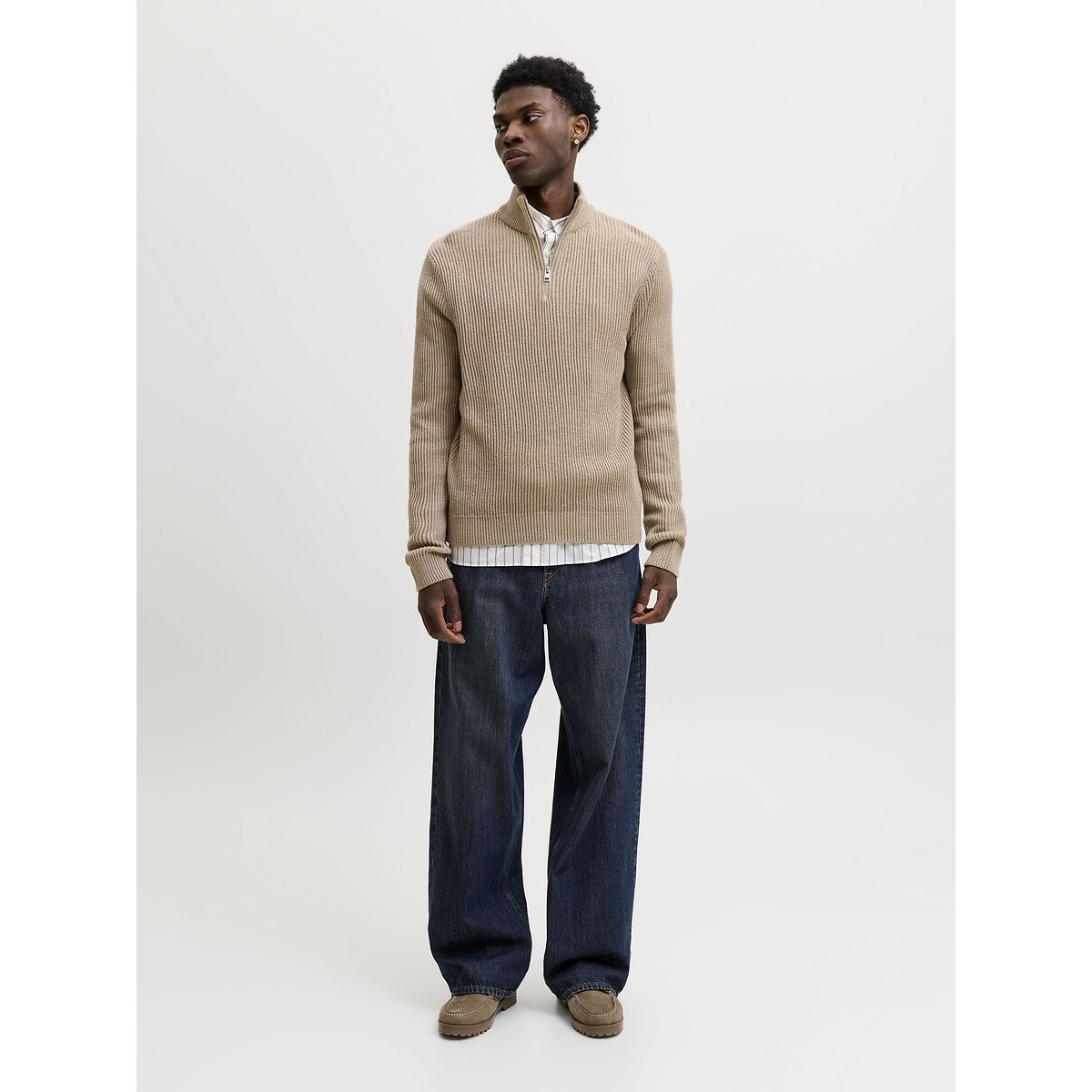 Jersey con cuello alto y media cremallera beige              , JACK & JONES