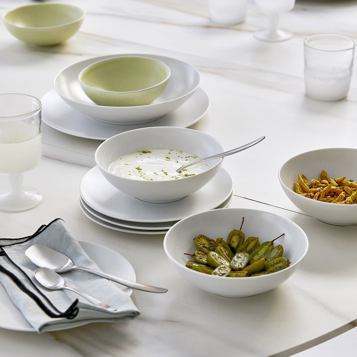 Set of 4 Rilka Enamelled Porcelain Dessert Plates white, AM.PM