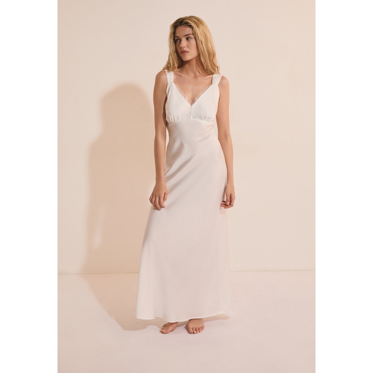Nuisette satinée avec détails en dentelle BRIDAL BLISS blanc, ETAM