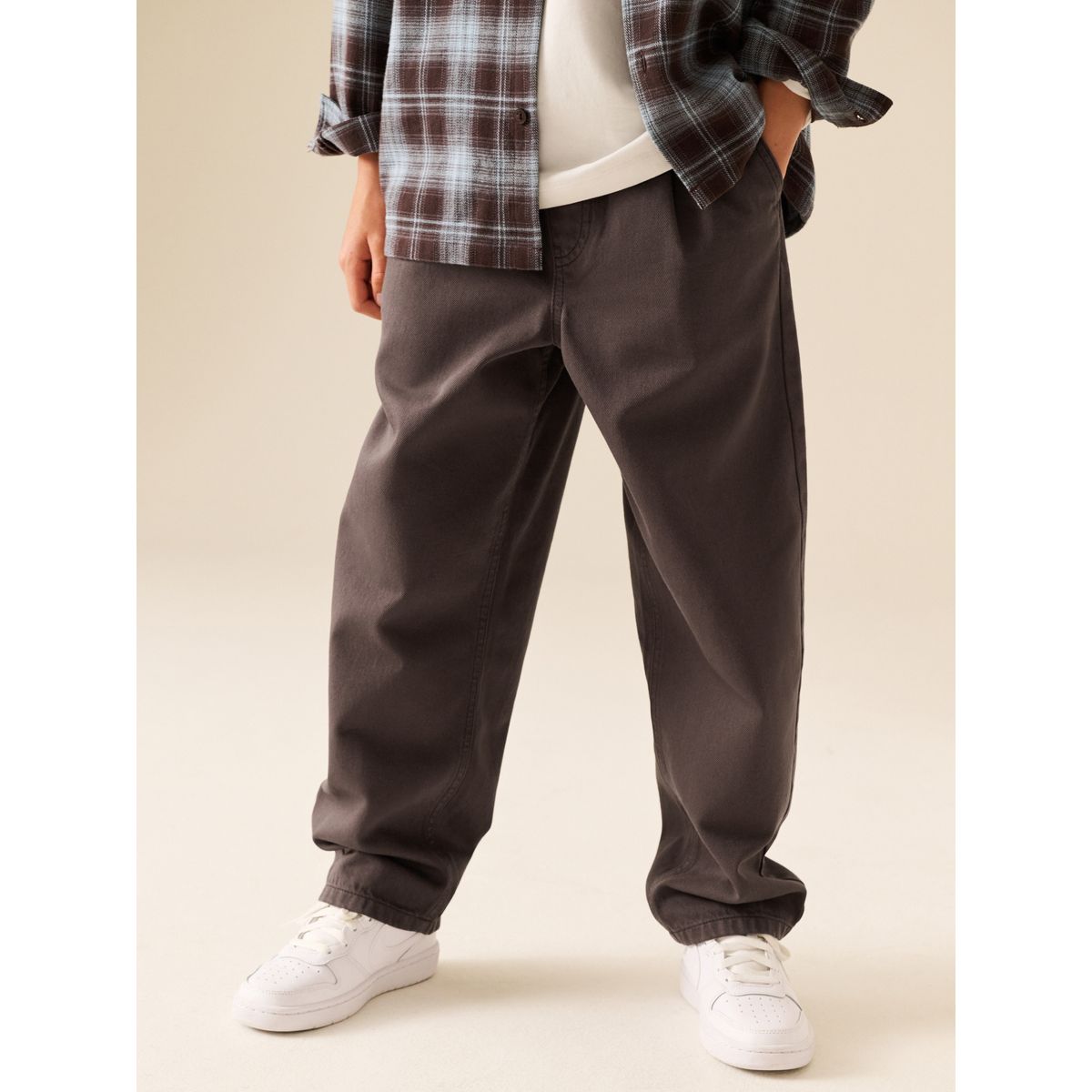 Pantalon bouffant fuselé à enfiler marron, NEXT