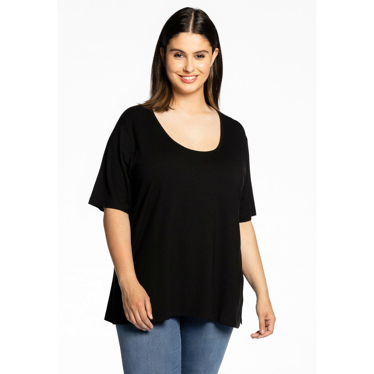 T-Shirt avec manches courtes noir, YOEK
