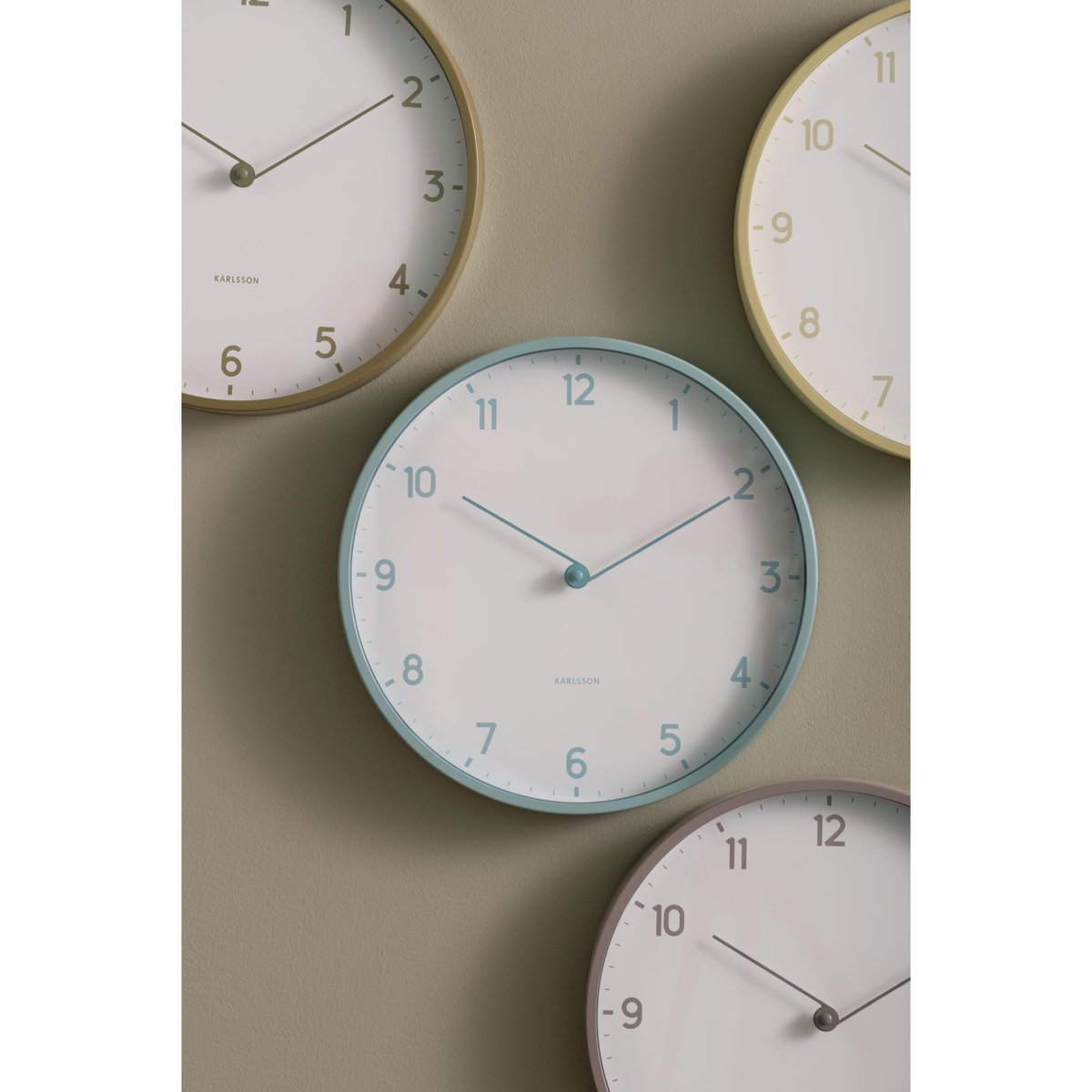 Horloge Murale Plastique SENCILLEZ thé vert, KARLSSON