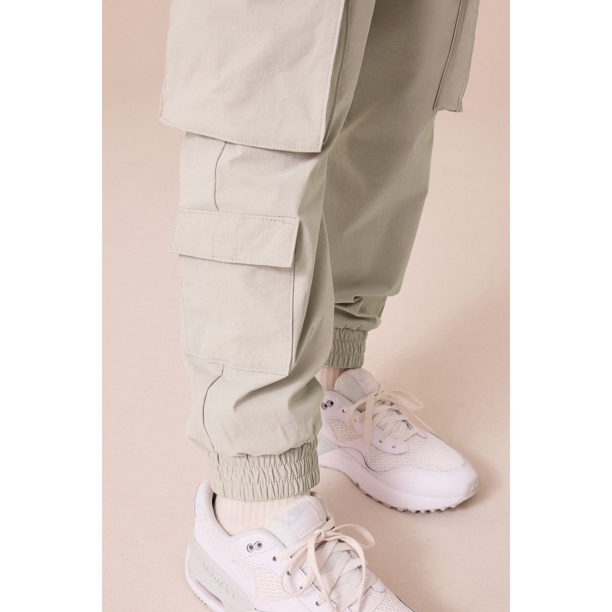 Pantalon cargo haut de gamme gris clair, NEXT