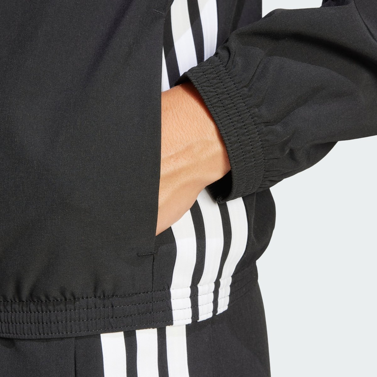 Veste D'échauffement Toile 3 Bandes Train Essentials Veste D'échauffement Toile 3 Bandes Train Essentials black / white, adidas Performance