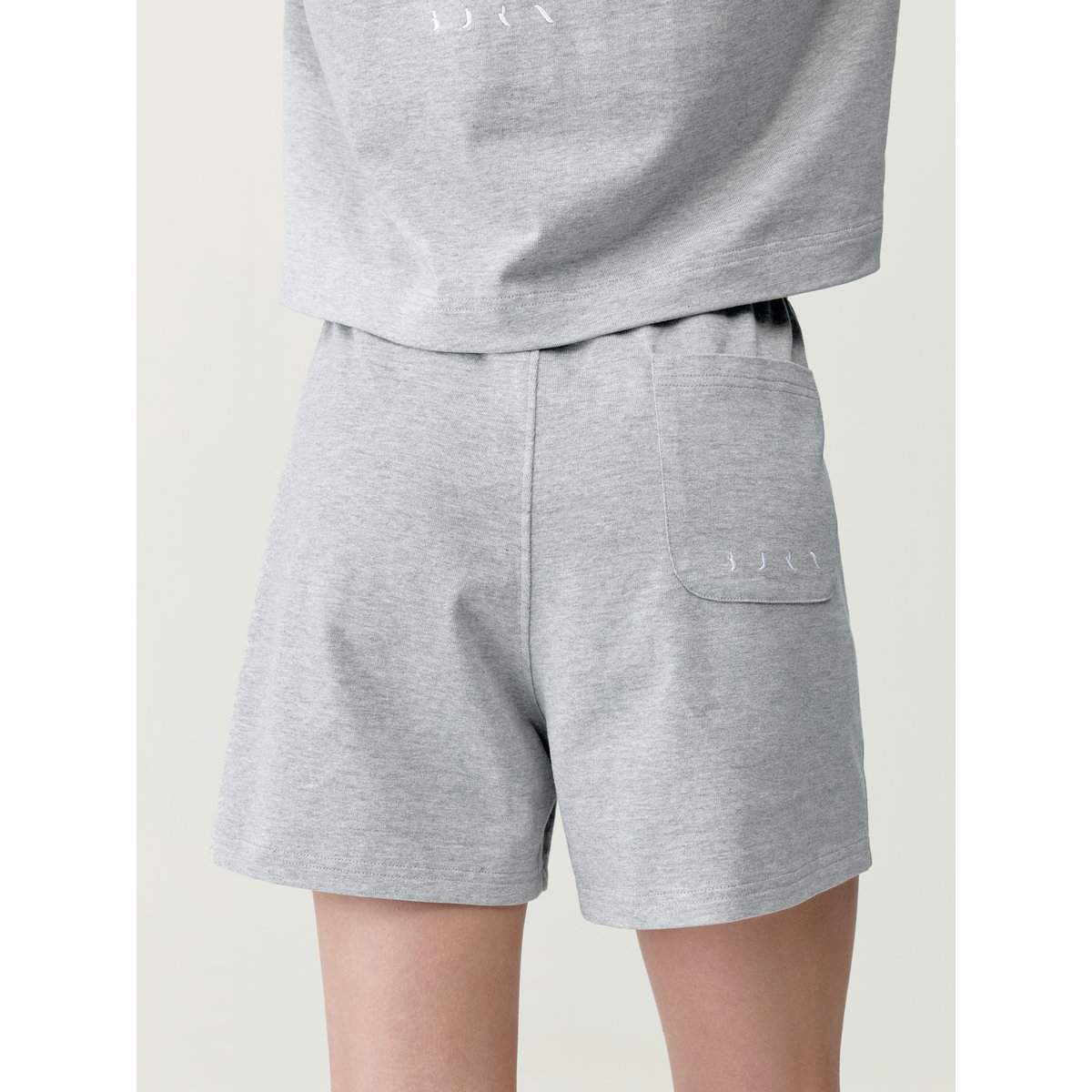 Short sport Recovery Performance COURT gris clair, BORN