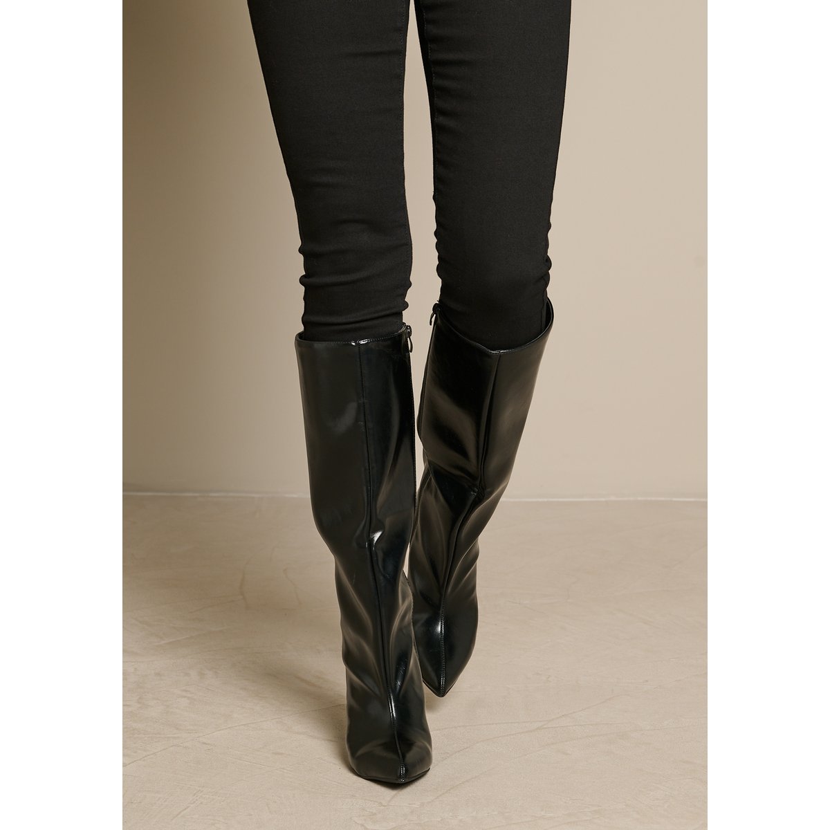 Bottes hautes en simili à talons noir, LOLALIZA