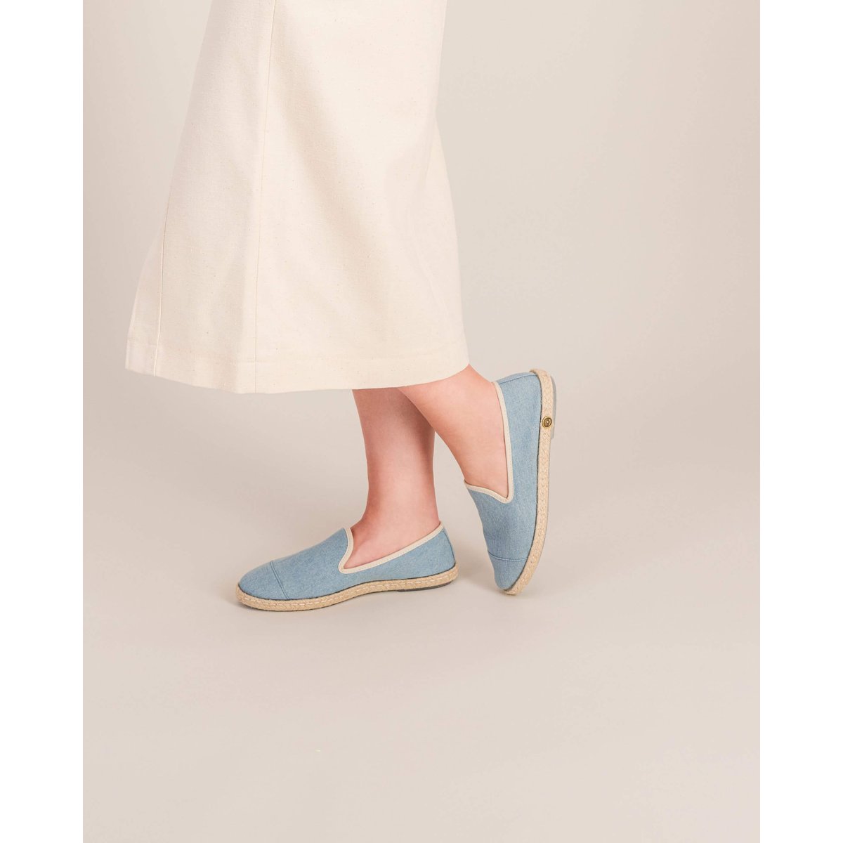 Espadrilles en denim bleu délavé, ANGARDE