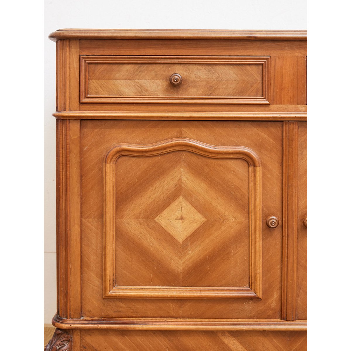 Buffet en bois clair Gilbert N°1744 - Bon état bois clair, DEBONGOUT