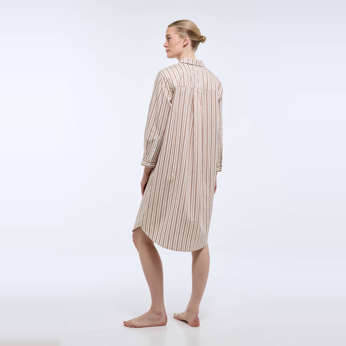 Chemise de nuit longue rayée en coton ecru, MONOPRIX
