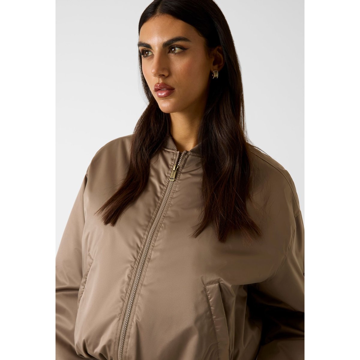 Blouson Bomber En Satin marron claire, GUESS