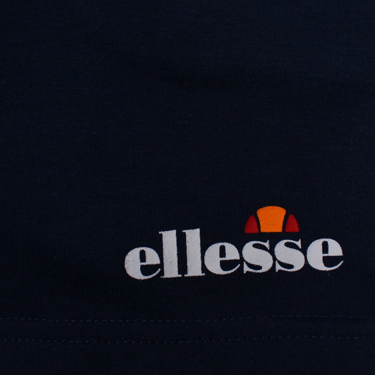 Ensemble t-shirt col V et short BLOCK PARTY bleu marine, ELLESSE