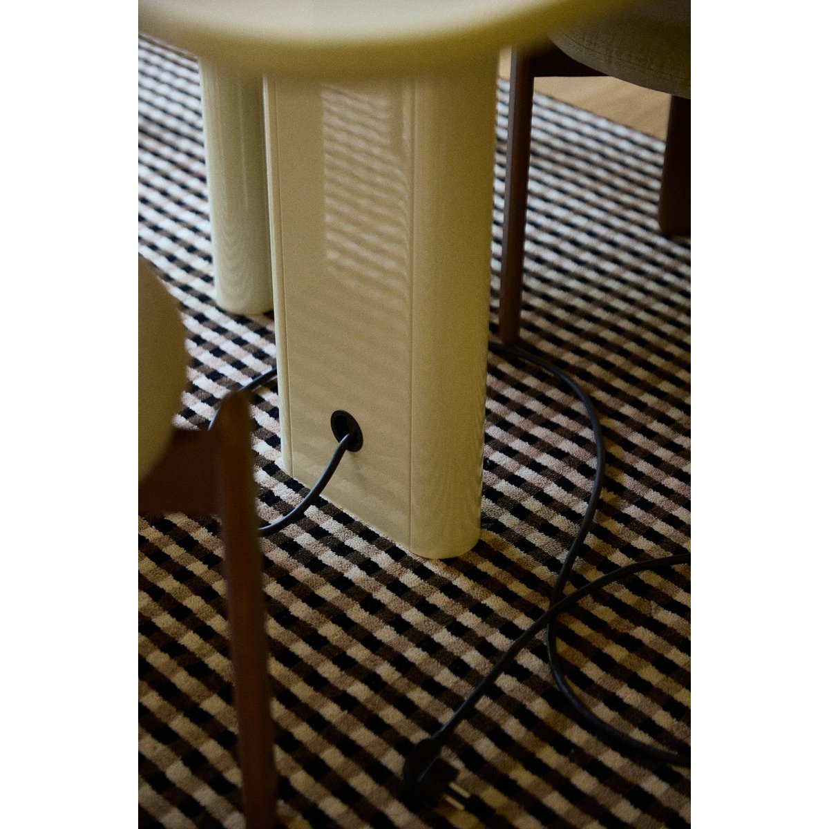 Table à manger en frêne naturel 8 à 10 couverts, Victoire teck, GABRIELLE PARIS