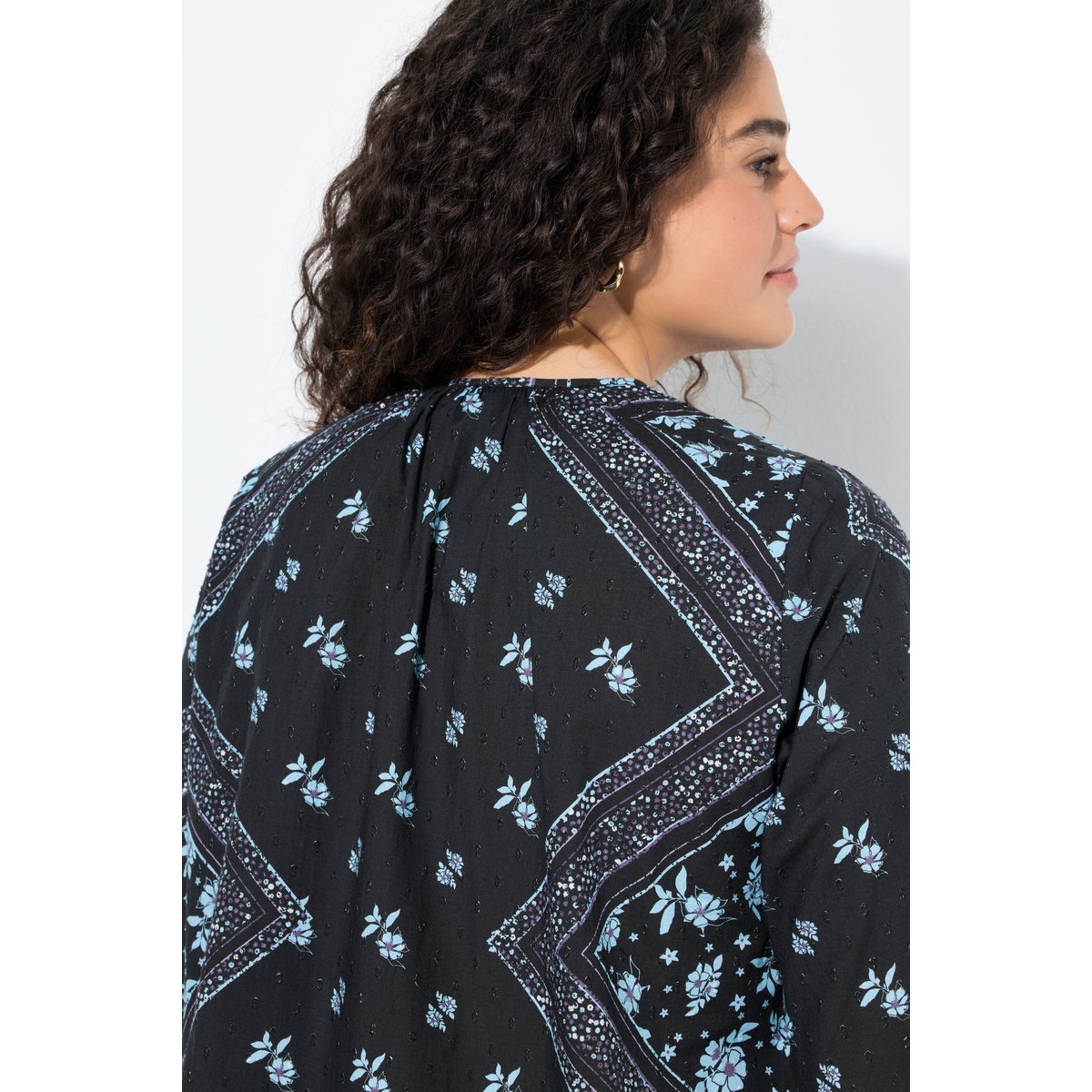 Blouse col tunisien et manches longues noir, ULLA POPKEN