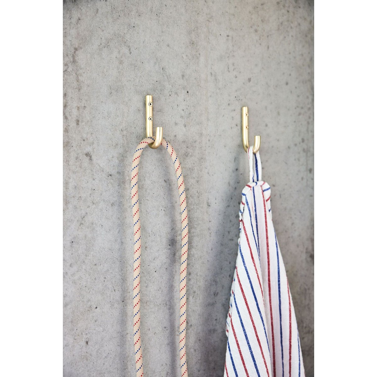 Lot de 2 patères en acier inoxydable LIVING vert, OYOY LIVING DESIGN