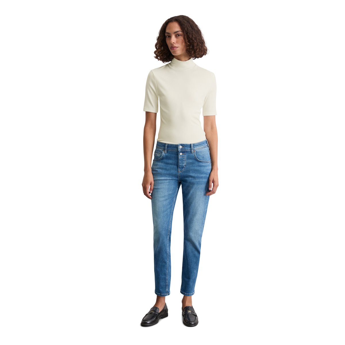 Jeans modèle Theda boyfriend cropped en mélange stretch de coton organique bleu foncé, MARC O'POLO