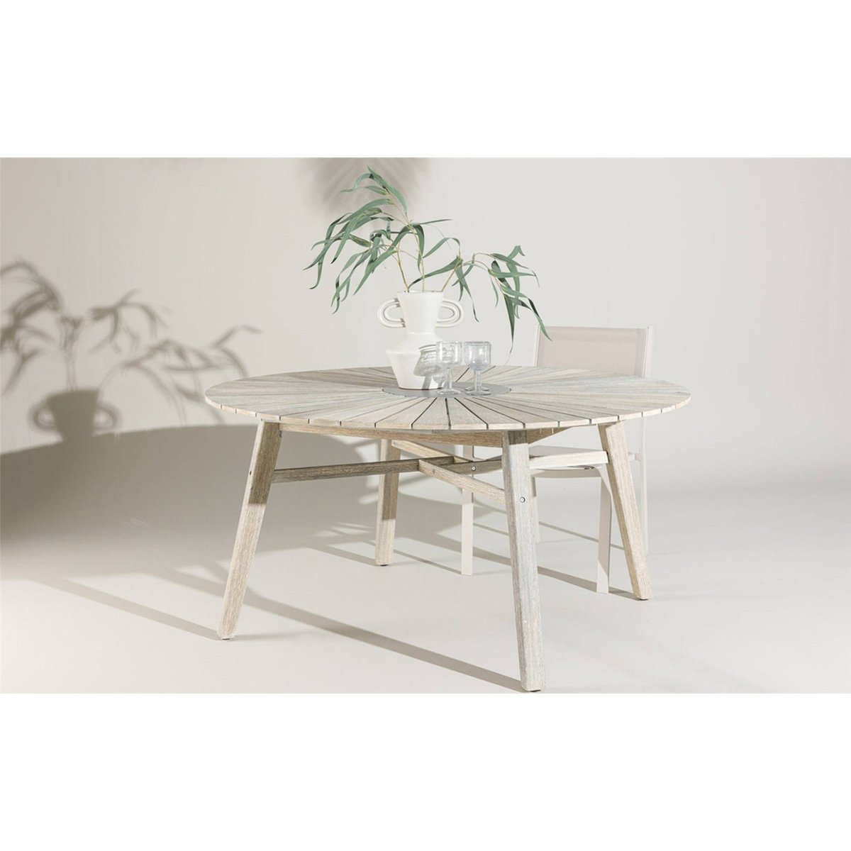 Table de jardin ronde bois collection RIVES bois blanchi et gris béton, RECOLLECTION