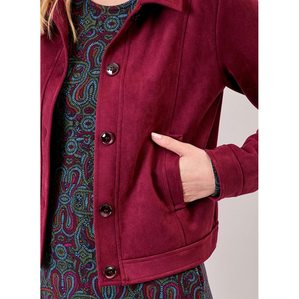 Veste courte suédine doublée AJDA rouge bordeaux ajda, LA FIANCÉE