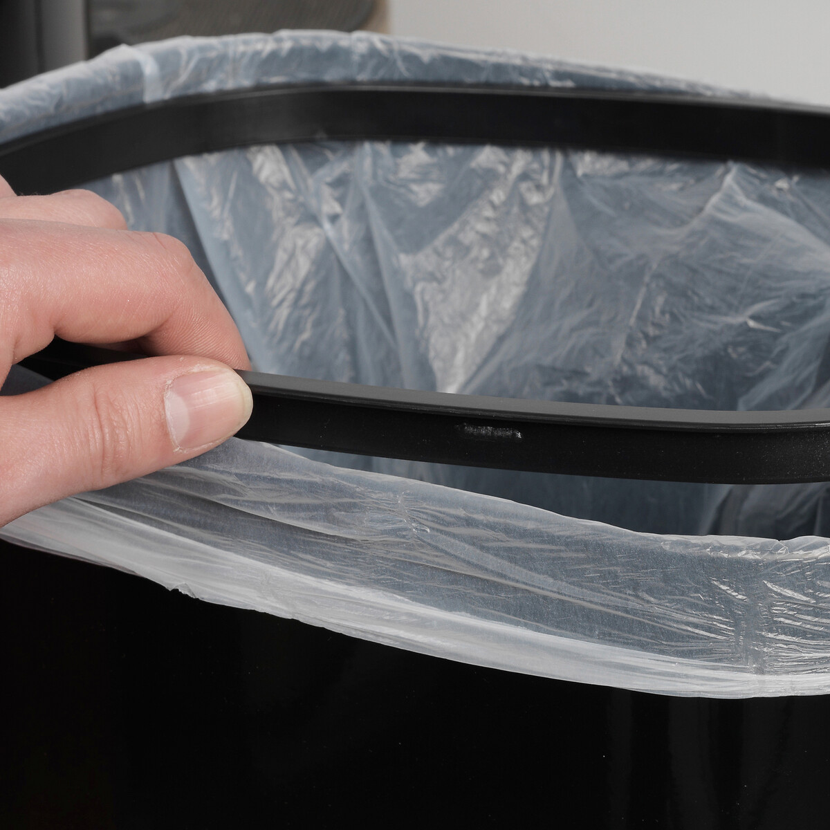 58L Square Sensor Bin black, TOWER